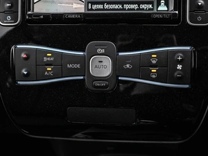 Хетчбэк Nissan Leaf 2016 года, 1149000 рублей, Кирилловка