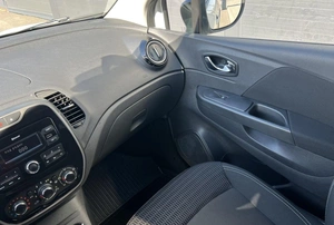 Внедорожник Renault Kaptur 2019 года, 1440000 рублей, Солонцы