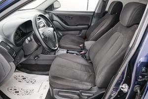Седан Hyundai Elantra 2009 года, 849000 рублей, Красноярск