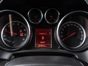 Хетчбэк Opel Astra GTC 2011 года, 840000 рублей, Волгоград