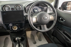 Хетчбэк Nissan Note 2014 года, 999000 рублей, Барнаул