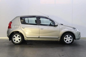 Хэтчбек Renault Sandero 2014 года, 1100000 рублей, Брянск