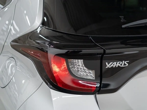 Хетчбэк Toyota Yaris 2021 года, 1290000 рублей, Красноярск