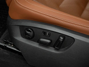 Внедорожник Volkswagen Touareg 2014 года, 2400000 рублей, Краснодар