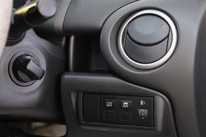 Хетчбэк Mazda Demio 2011 года, 649000 рублей, Омск