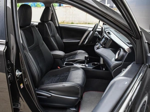 Внедорожник Toyota RAV4 2016 года, 2190000 рублей, Краснодар