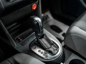 Минивэн Volkswagen Touran 2012 года, 980000 рублей, Красноярск