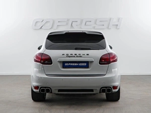 Внедорожник Porsche Cayenne Turbo 2013 года, 3360046 рублей, Москва