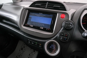 Хетчбэк Honda Fit 2009 года, 699000 рублей, Красноярск