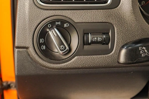 Хетчбэк Volkswagen Polo 2012 года, 989000 рублей, Челябинск