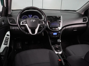 Седан Hyundai Solaris 2014 года, 974000 рублей, Воронеж