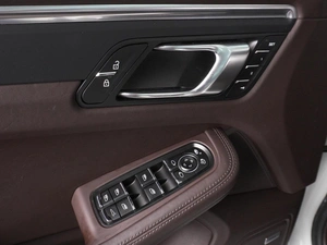 Внедорожник Porsche Macan 2021 года, 6389000 рублей, Минеральные Воды