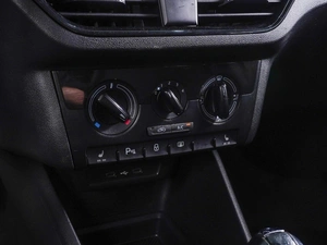 Лифтбек Volkswagen Polo 2021 года, 1650000 рублей, Ростов-на-Дону