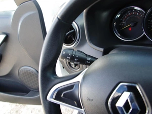 Седан Renault Logan 2019 года, 999000 рублей, Владимир