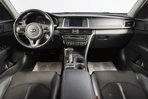 Седан Kia Optima 2017 года, 2189000 рублей, Новосибирск