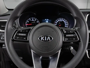 Седан Kia Optima 2019 года, 1770000 рублей, Тюмень