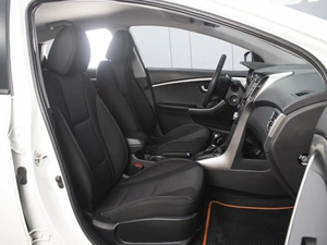 Хетчбэк Hyundai i30 2012 года, 970000 рублей, Омск