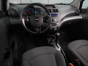Хетчбэк Chevrolet Spark 2012 года, 625000 рублей, Воронеж