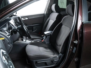 Седан Kia Cerato 2010 года, 860000 рублей, Волгоград