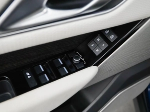 Внедорожник Land Rover Range Rover Velar 2021 года, 5649055 рублей, Москва