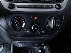 Седан Hyundai Solaris 2018 года, 1199000 рублей, Ставрополь