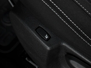 Седан Renault Logan Stepway 2022 года, 1399000 рублей, Воронеж