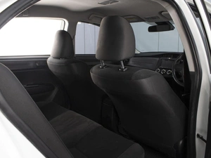 Седан Toyota Corolla Axio 2018 года, 1540000 рублей, Омск