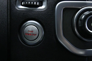 Внедорожник Land Rover Discovery 2014 года, 2233000 рублей, Солонцы