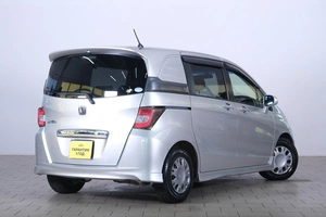 Минивэн Honda Freed 2012 года, 1059000 рублей, Омск