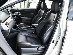 Внедорожник Toyota C-HR 2017 года, 1590000 рублей, Кирилловка