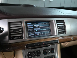 Седан Jaguar XF 2011 года, 1379000 рублей, Аксай
