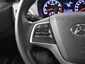 Седан Hyundai Solaris 2017 года, 1198100 рублей, Казань