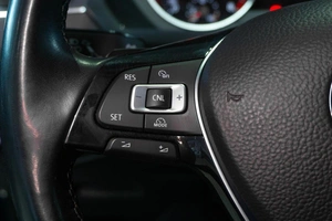 Внедорожник Volkswagen Tiguan 2017 года, 2229000 рублей, Петрозаводск