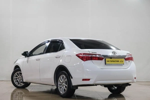 Седан Toyota Corolla 2013 года, 1099000 рублей, Новокузнецк