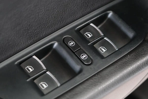 Внедорожник Volkswagen Touareg 2014 года, 2349000 рублей, Омск