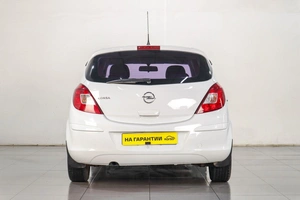 Хетчбэк Opel Corsa 2012 года, 699000 рублей, Челябинск