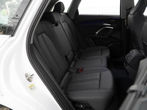 Внедорожник Audi Q5 2025 года, 7370000 рублей, Москва
