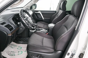 Внедорожник Toyota Land Cruiser Prado 2017 года, 6199000 рублей, Красноярск
