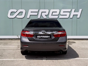 Седан Toyota Camry 2012 года, 1650000 рублей, Большой Сочи