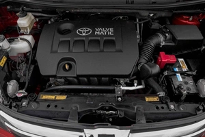 Минивэн Toyota Isis 2013 года, 1279000 рублей, Барнаул