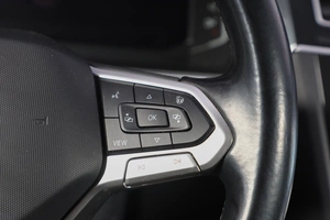 Внедорожник Volkswagen Tiguan 2021 года, 3499000 рублей, Новосибирск