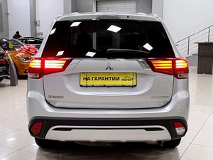 Внедорожник Mitsubishi Outlander 2018 года, 1787000 рублей, Солонцы