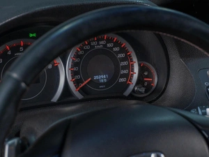 Седан Honda Accord 2011 года, 1390000 рублей, Сургут