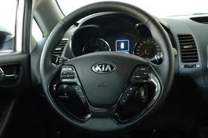 Седан Kia Cerato 2017 года, 1559000 рублей, Омск