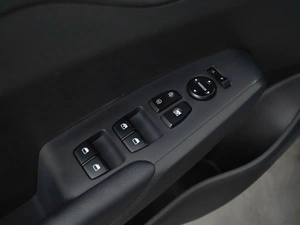 Седан Hyundai Solaris 2021 года, 1568444 рублей, Москва
