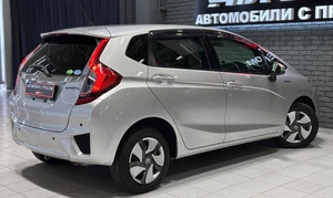 Хетчбэк Honda Fit 2014 года, 1047000 рублей, Красноярск