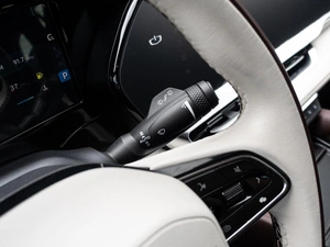Внедорожник Geely Monjaro 2023 года, 2950000 рублей, Краснодар