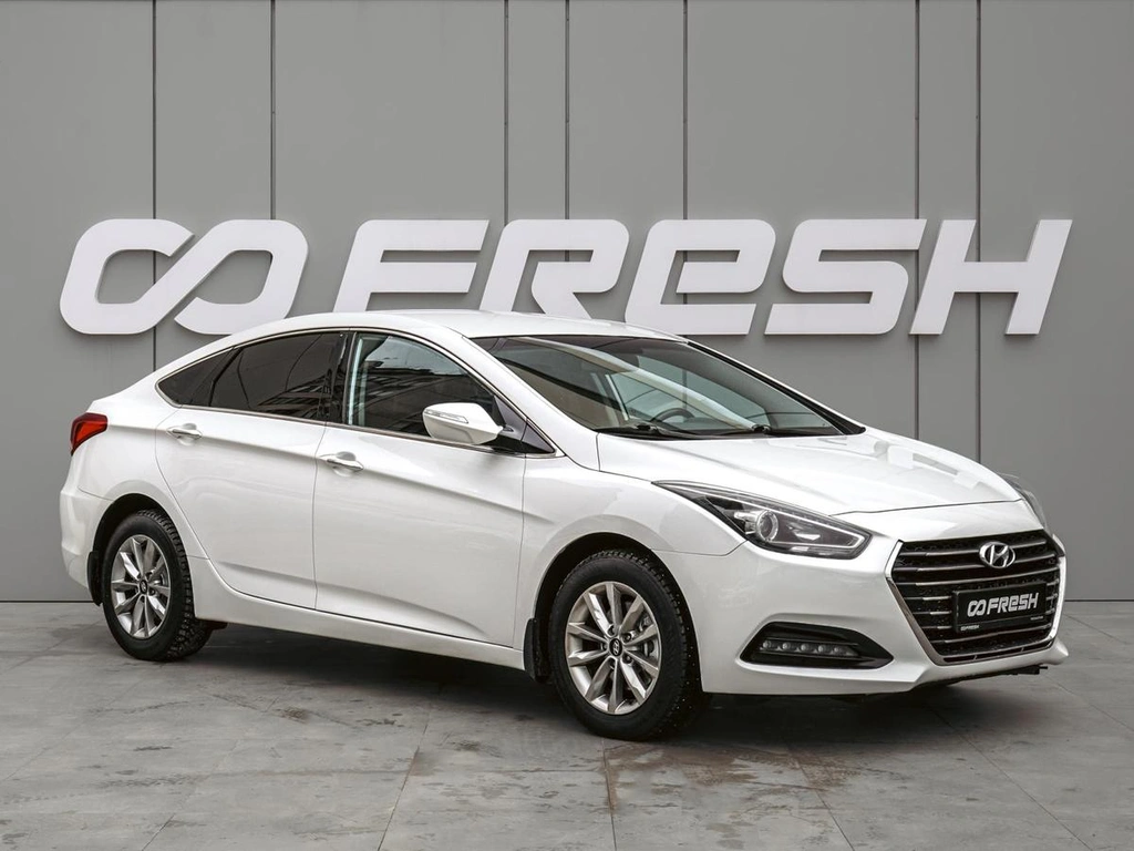 Седан Hyundai i40 2016 года, 1370000 рублей, Краснодар