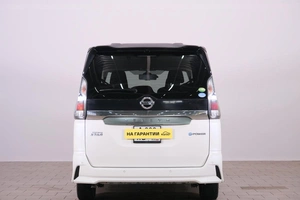 Минивэн Nissan Serena 2019 года, 2079000 рублей, Омск