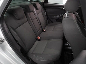 Седан Ford Focus 2013 года, 1060000 рублей, Воронеж